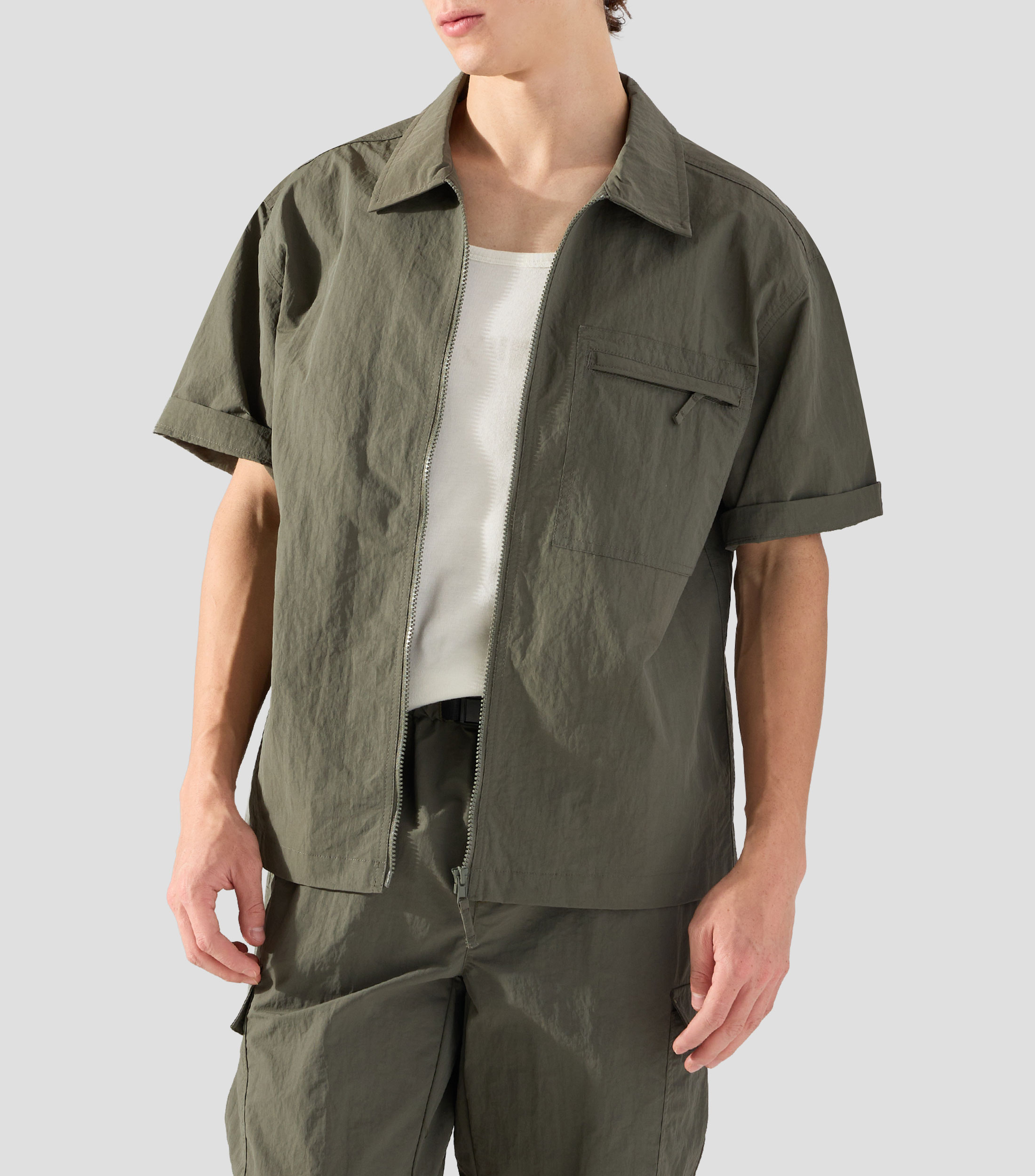 Camisa lisa con manga corta Hombre